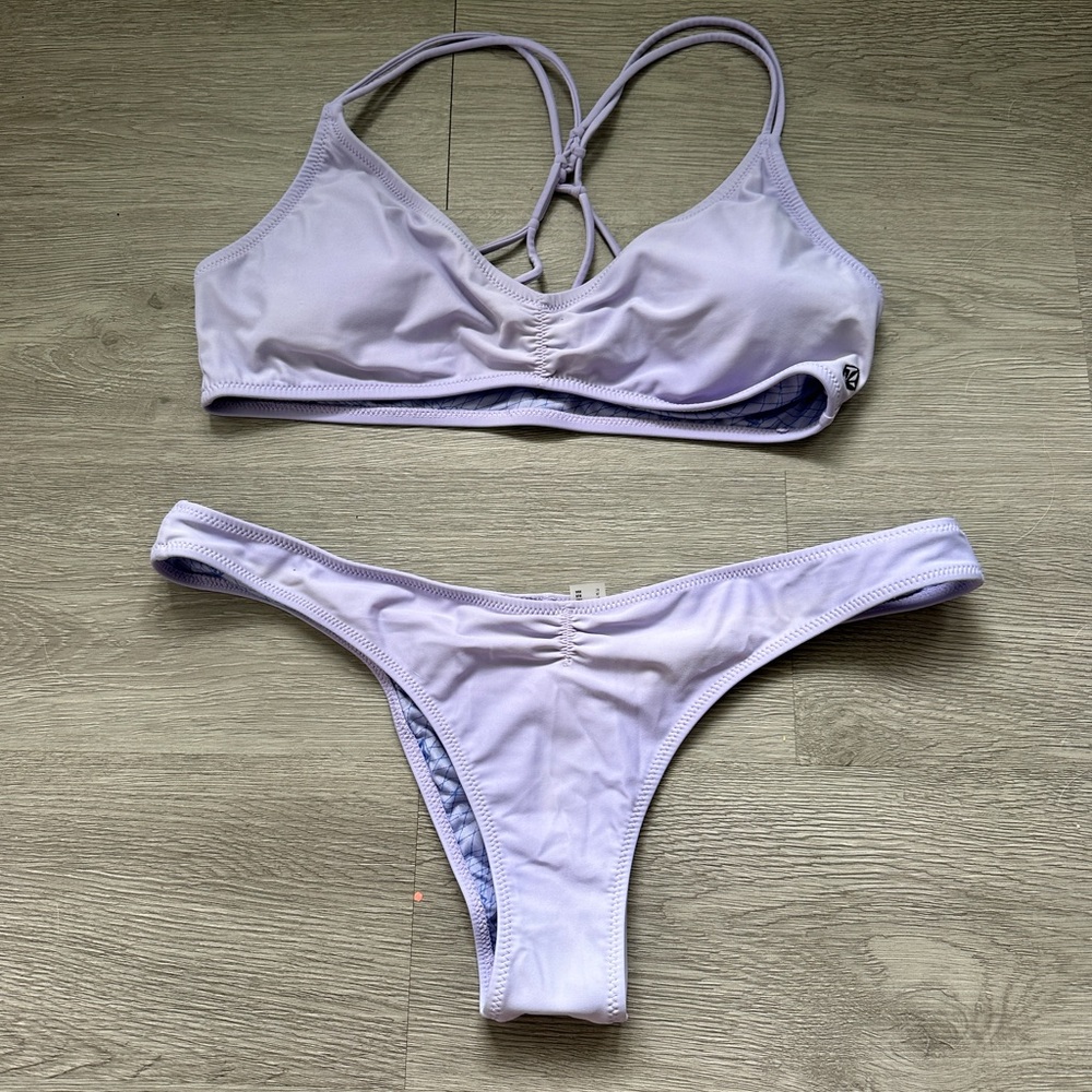 Lavender Volcom Bikini-Large Top and Xl Bottom